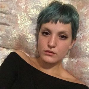 Meet your Posher, Erica